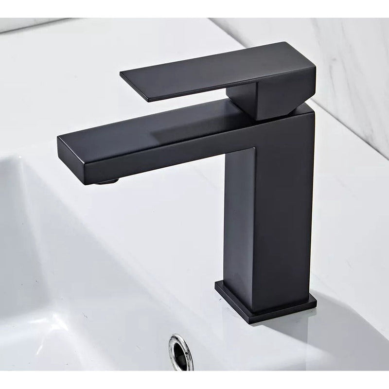 Torneira Banheiro Bica Baixa Quadrada Preta